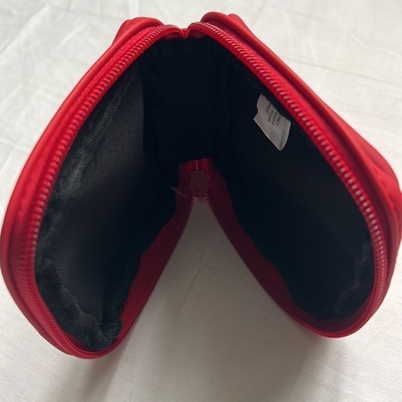 ⭐️guerlain Zip Around Pouch⭐️ - Picture 3 of 3